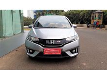 Honda Jazz RS CVT AT 2016 Silver Facelift TV Floating - Pajak Panjang - Tangan 1 - Service Record - Kredit DP MURAH