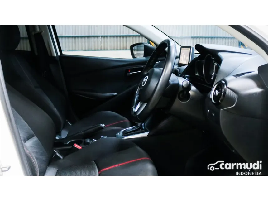2015 Mazda Biante 2.0 SKYACTIV A/T MPV