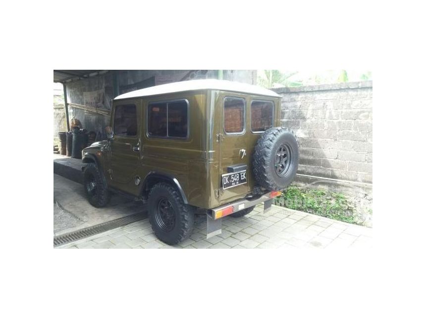 Jual Mobil Daihatsu Taft 1982 F50 2.5 di Bali Manual Jeep 