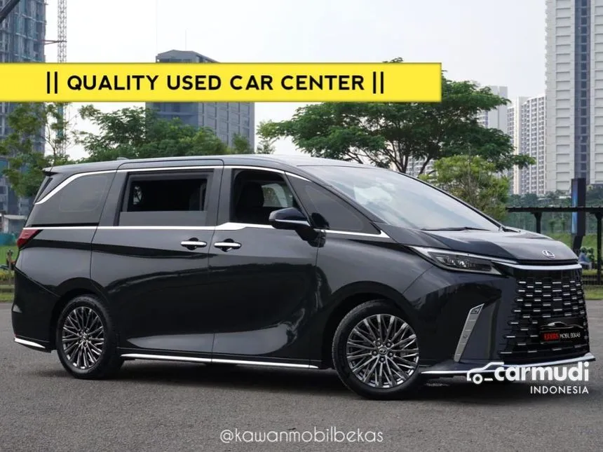 2023 Lexus LM 350h 4 Seater MPV
