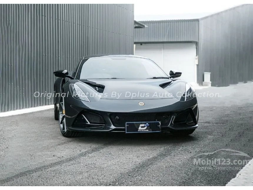 2023 Lotus Emira Coupe