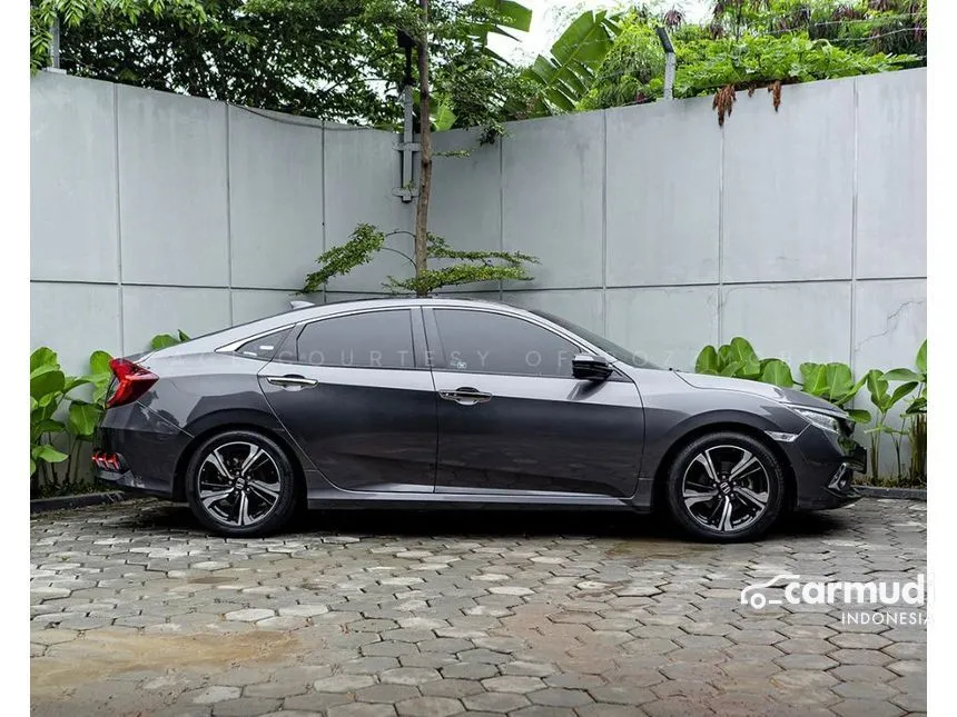 2017 Honda Civic ES Sedan