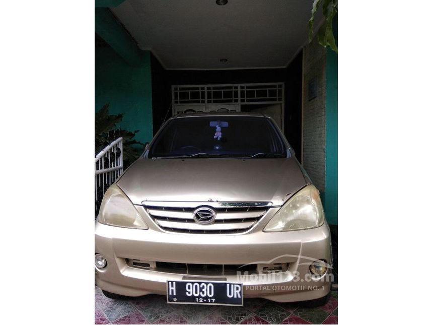 Jual Mobil Daihatsu Xenia 2004 1.0 di Jawa Tengah Manual 