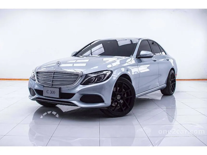 2017 Mercedes-Benz C300 Blue TEC Hybrid Exclusive Sedan