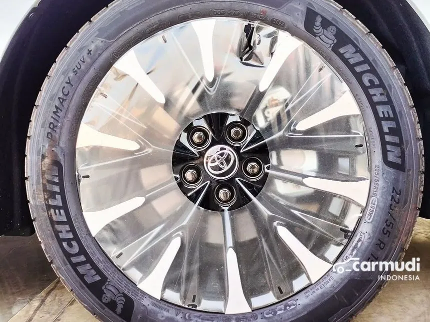 2025 Toyota Alphard HEV (Premium Color) MPV