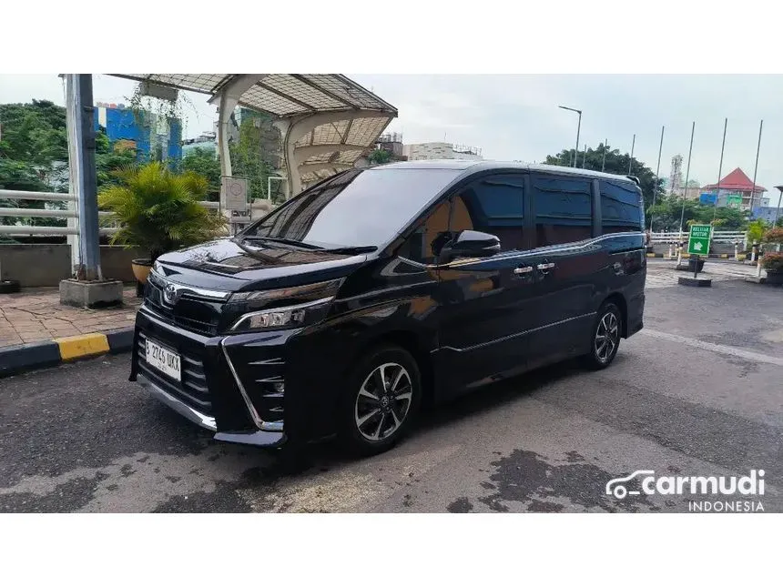 2019 Toyota Voxy MPV