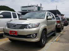 2014 Toyota Fortuner 2.5 (ปี 12-15) V SUV AT