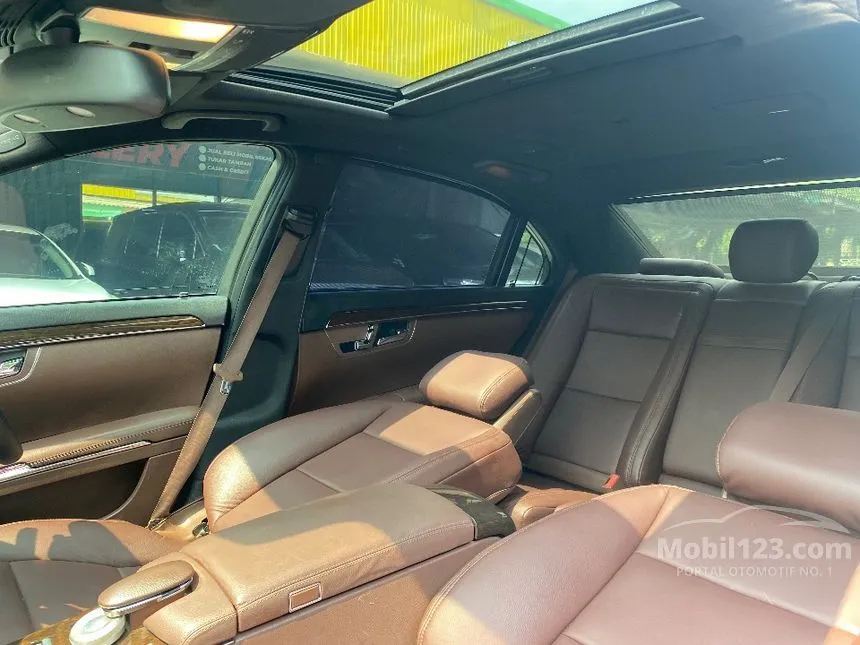 2012 Mercedes-Benz S300L Solitaire Sedan