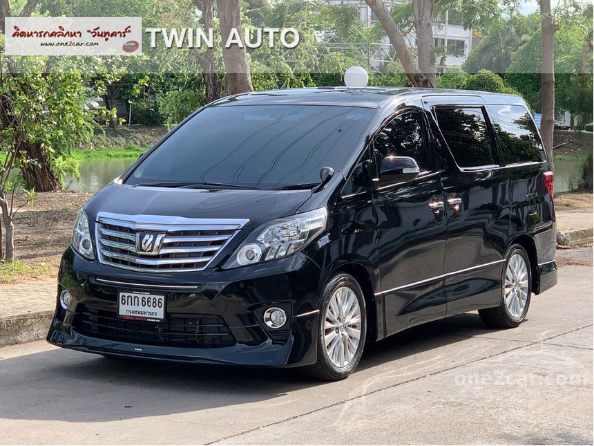 Toyota alphard 2013