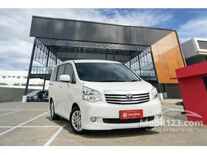 2017 Toyota NAV1 2.0 V Limited MPV