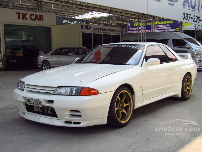 2011 nissan skyline