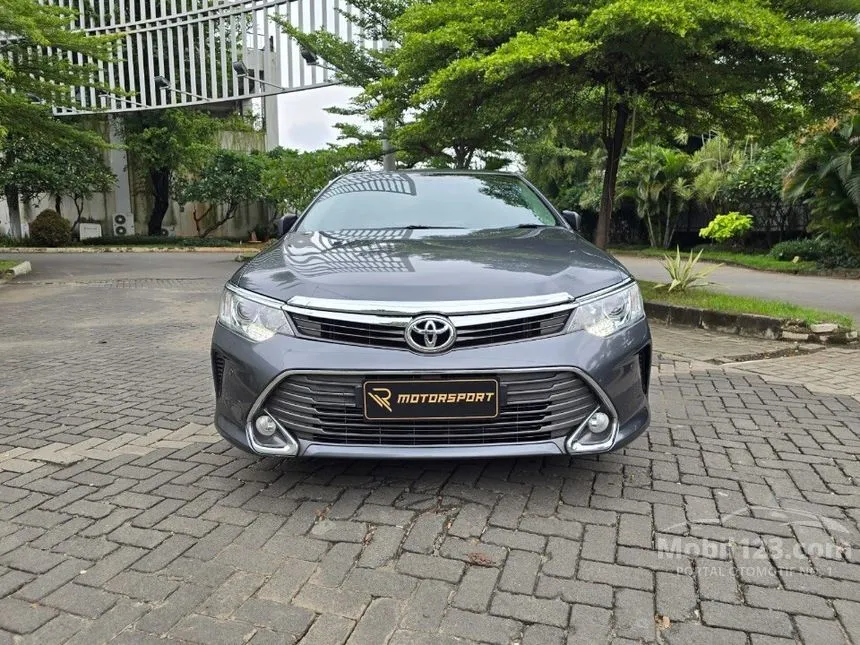 Jual Mobil Toyota Camry 2015 V 2.5 di DKI Jakarta Automatic Sedan Abu