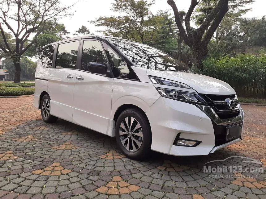 Jual Mobil Nissan Serena 2019 Highway Star 2.0 di Banten Automatic MPV Putih Rp 327.000.000