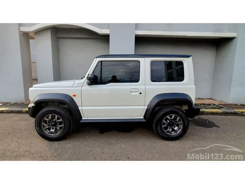 2025 Suzuki Jimny 3 Door (2 Tone) SUV