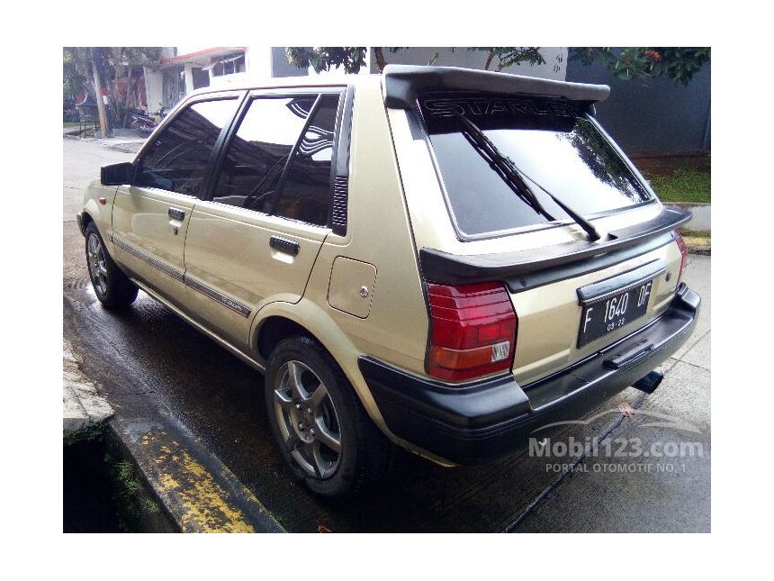  Jual  Mobil  Toyota  Starlet  1989 1 1 0 di Lampung  Manual 