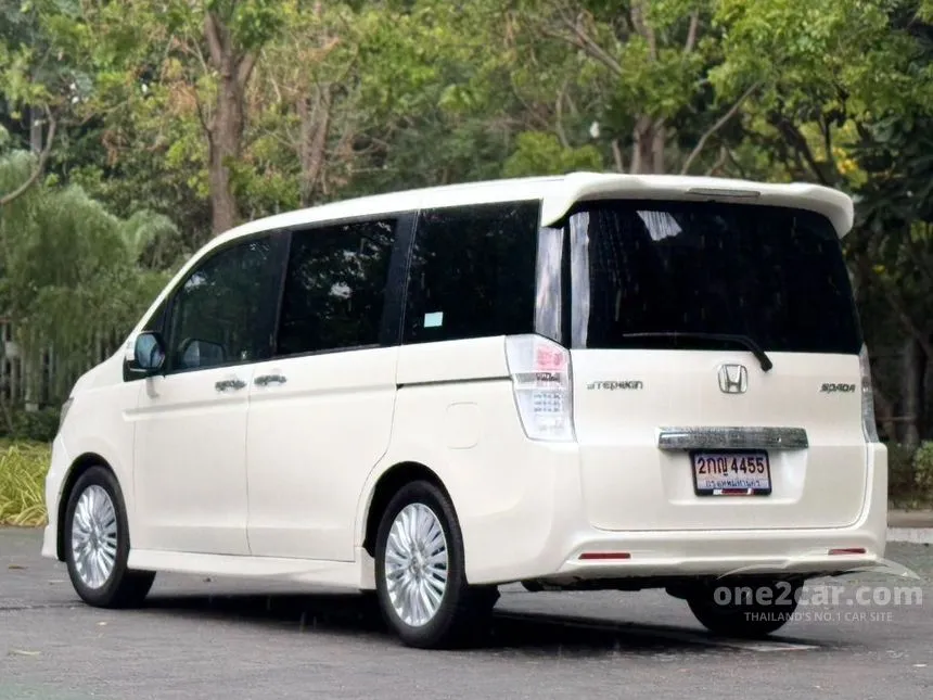 2013 Honda STEPWGN Spada JP Wagon