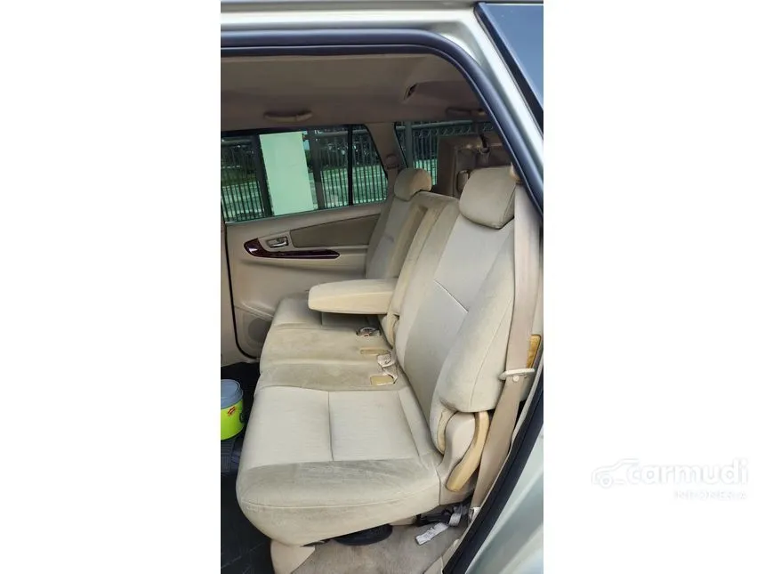 2005 Toyota Kijang Innova V MPV