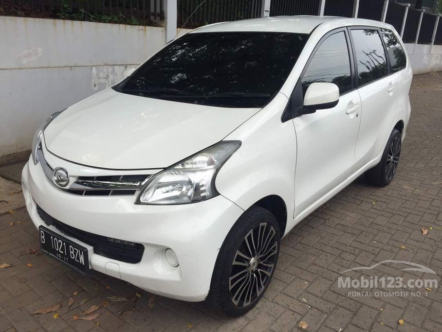 Jual Mobil Daihatsu Xenia 2012 R 1.3 di DKI Jakarta 