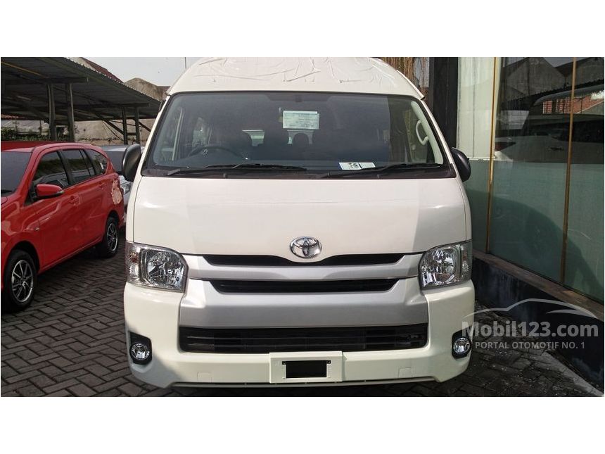 Jual Mobil Toyota Hiace 2018 Luxury 2.5 di Jawa Timur 