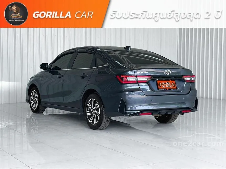 2023 Toyota Yaris Ativ Premium Sedan