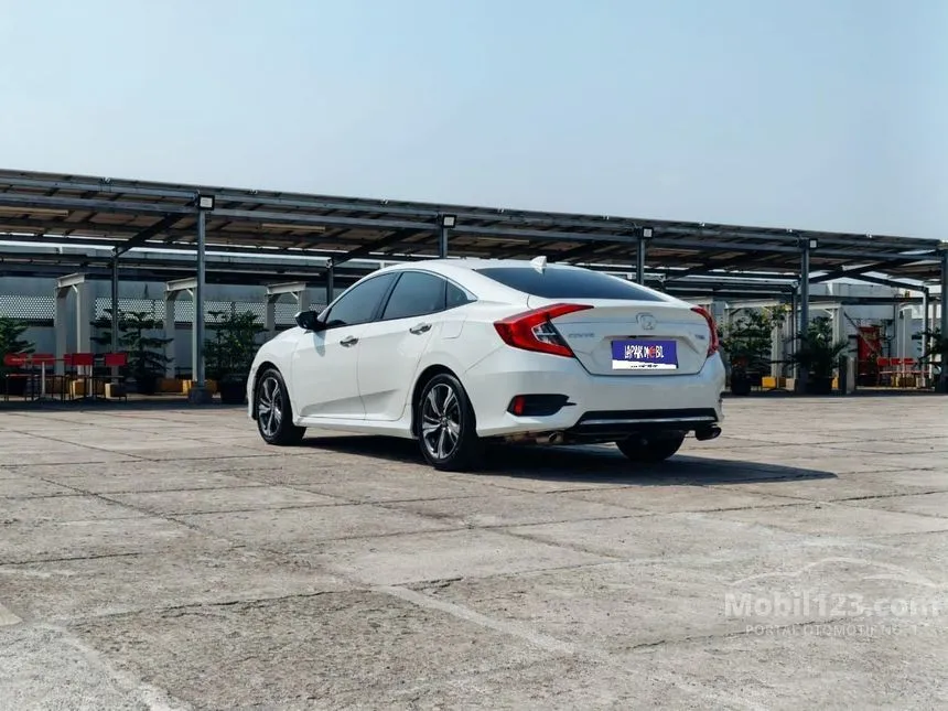 2019 Honda Civic ES Sedan