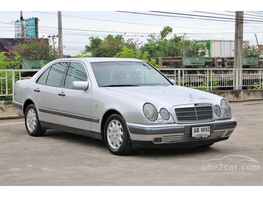 1997 Mercedes-Benz E230 Elegance Sedan