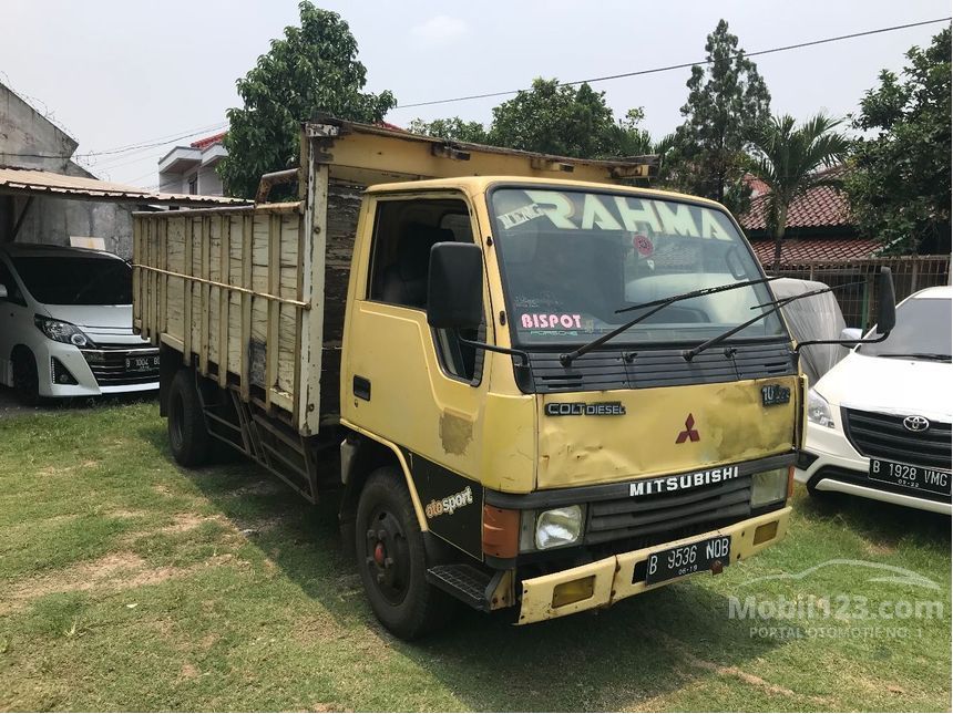 Jual Mobil  Mitsubishi Colt FE 2005 3 3 Manual 3 3 di DKI 