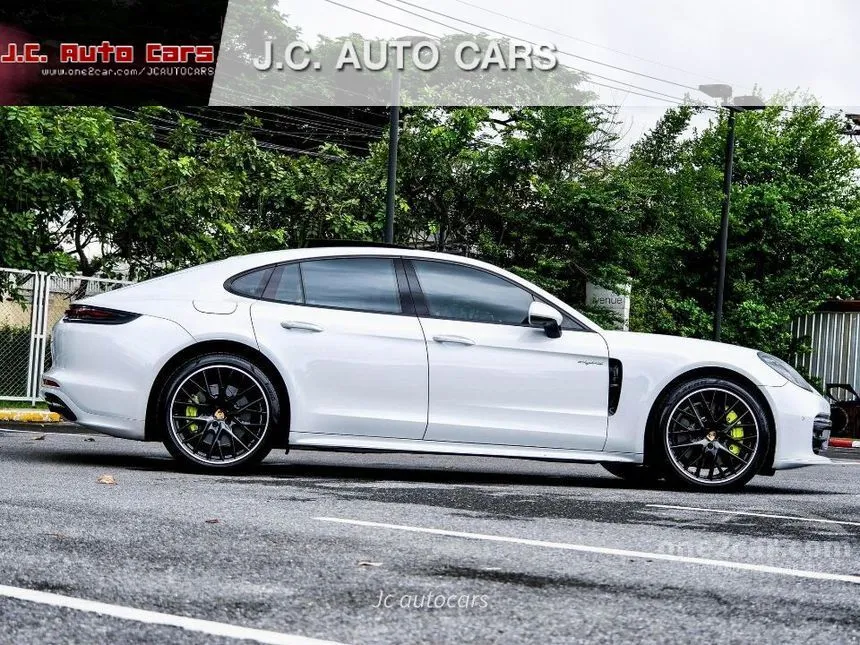 2018 Porsche Panamera 4 E-Hybrid Sedan