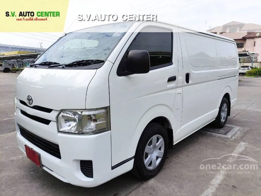 2014 Toyota Hiace D4D Van