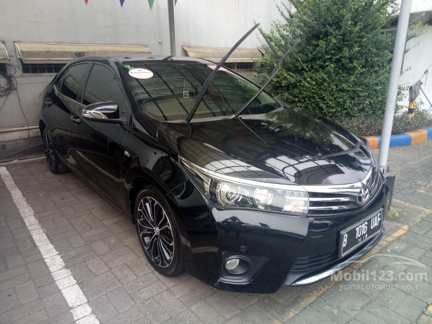 Jual Mobil  Toyota  Corolla  Altis  2014 V 1 8 di DKI Jakarta 