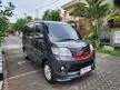 Jual Mobil Daihatsu Luxio 2023 X 1.5 di Jawa Timur Automatic MPV Abu