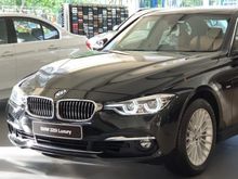 2018 BMW 320i Luxury Sedan VERY GREAT DEAL!