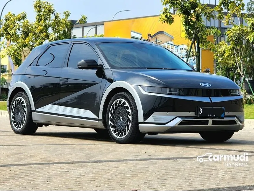 2022 Hyundai IONIQ Signature Coupe