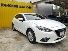2015 Mazda 3 2.0 (ปี 14-17) S Sports Hatchback AT