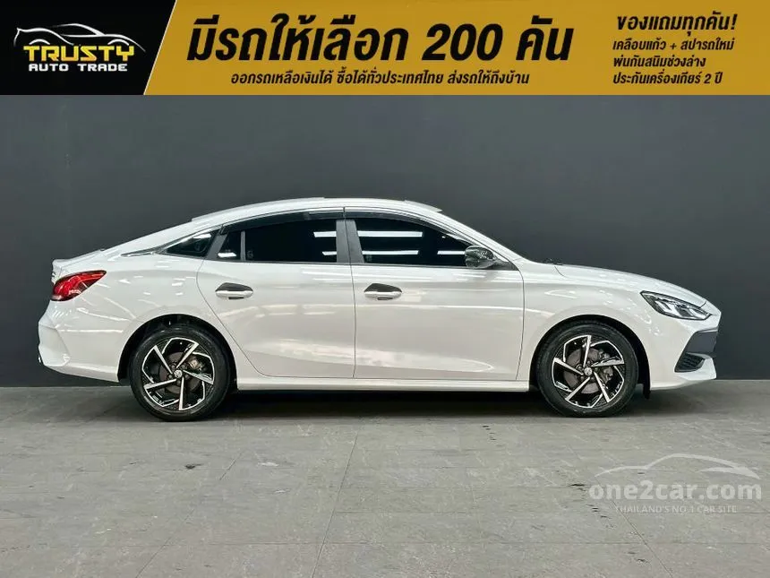 2021 MG MG5 X Sedan