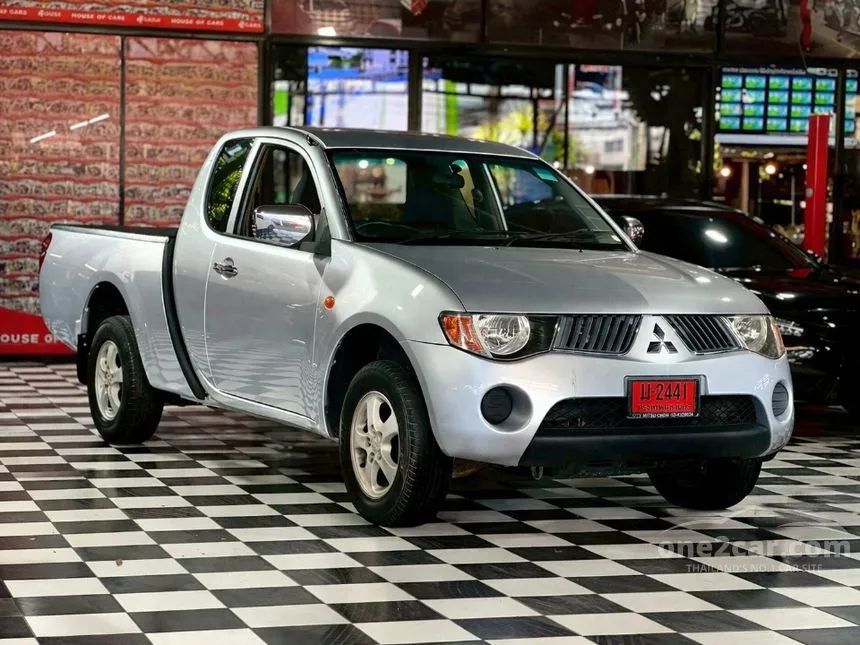 2006 Mitsubishi TRITON GLX Mega Cab Pickup