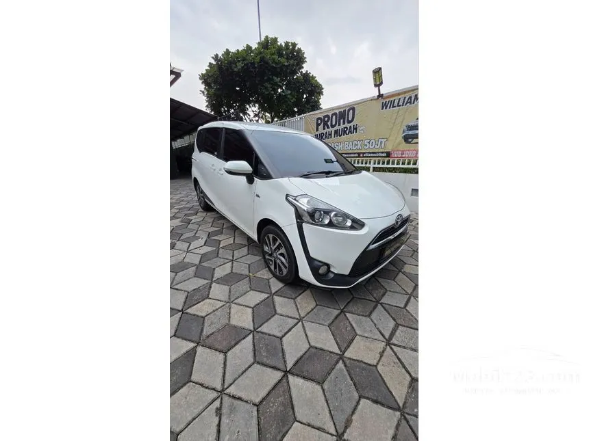2017 Toyota Sienta V MPV