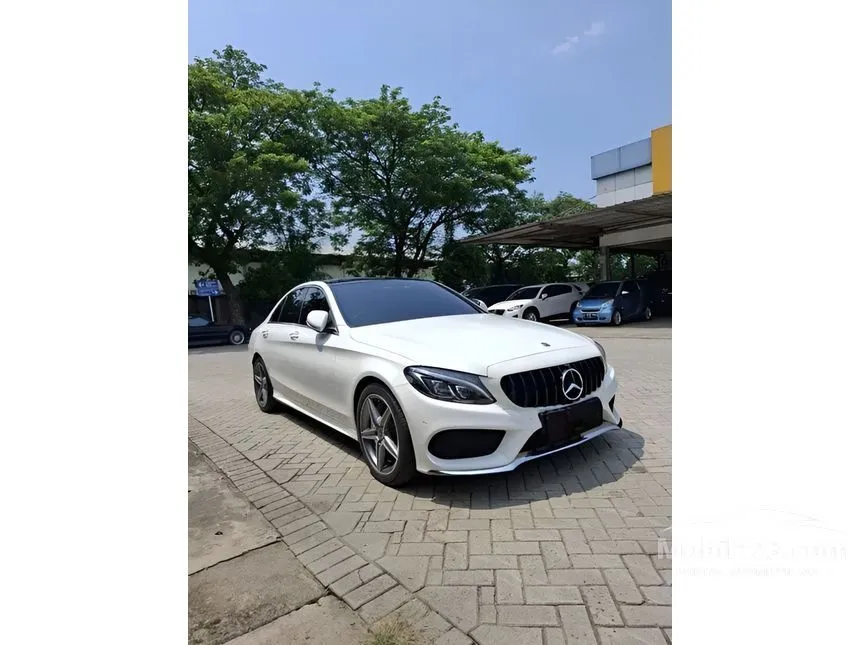 2018 Mercedes-Benz C300 AMG Line Sedan