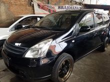 Nissan Grand Livina 1.5 SV 2013 MT hitam top condition