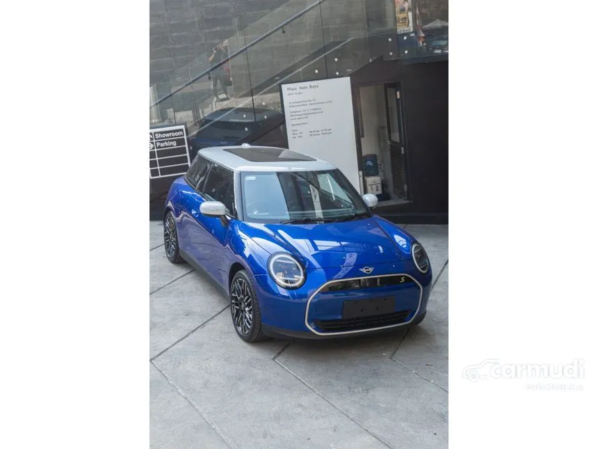 2024 MINI Cooper Cooper SE Hatchback