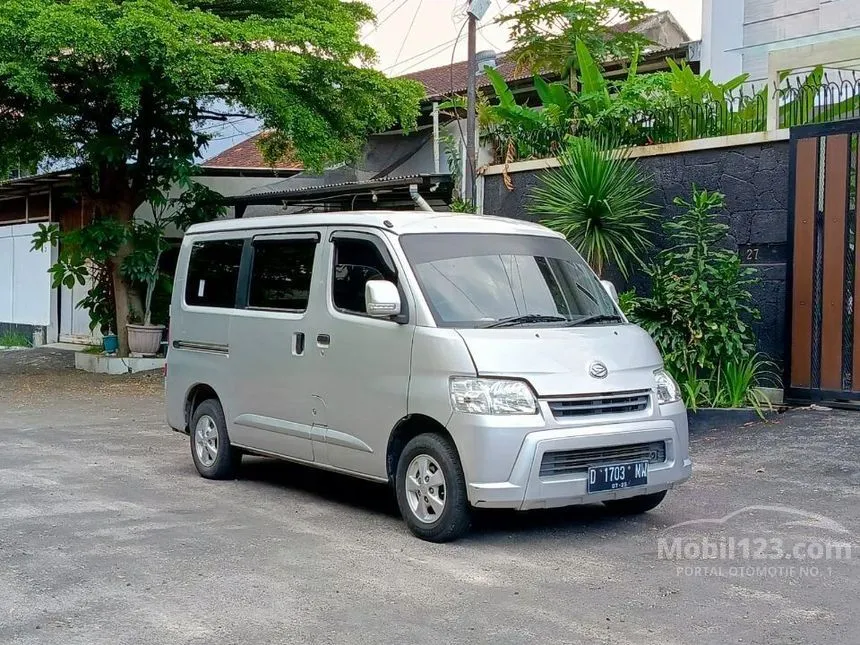 2010 Daihatsu Gran Max AC Van