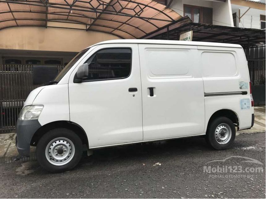 2013 Daihatsu Gran Max AC Van