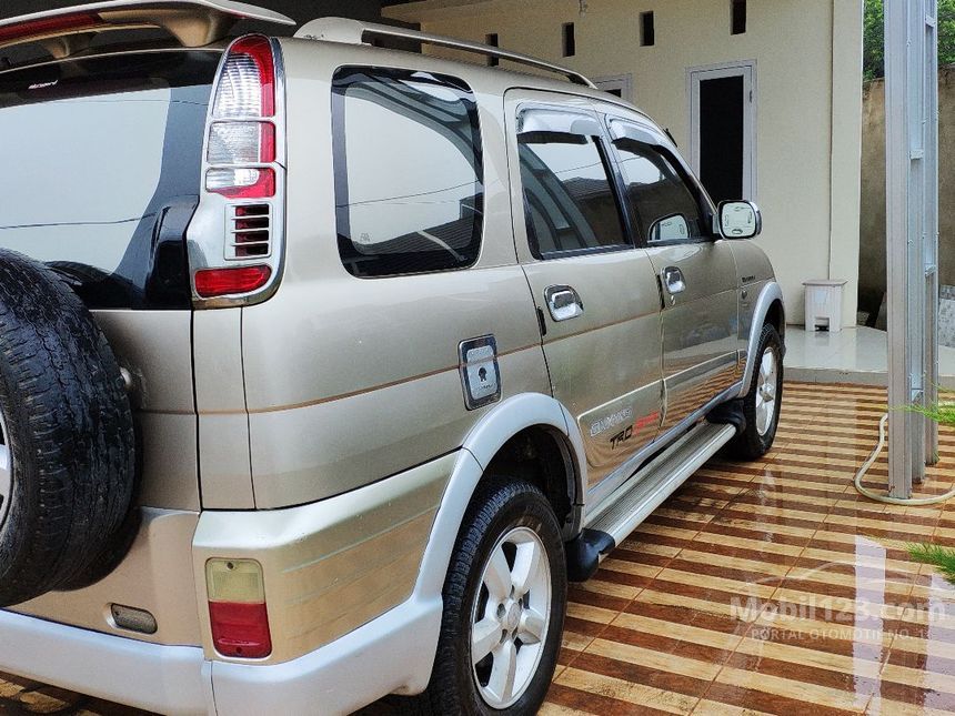 2005 Daihatsu Taruna FGX Oxxy SUV
