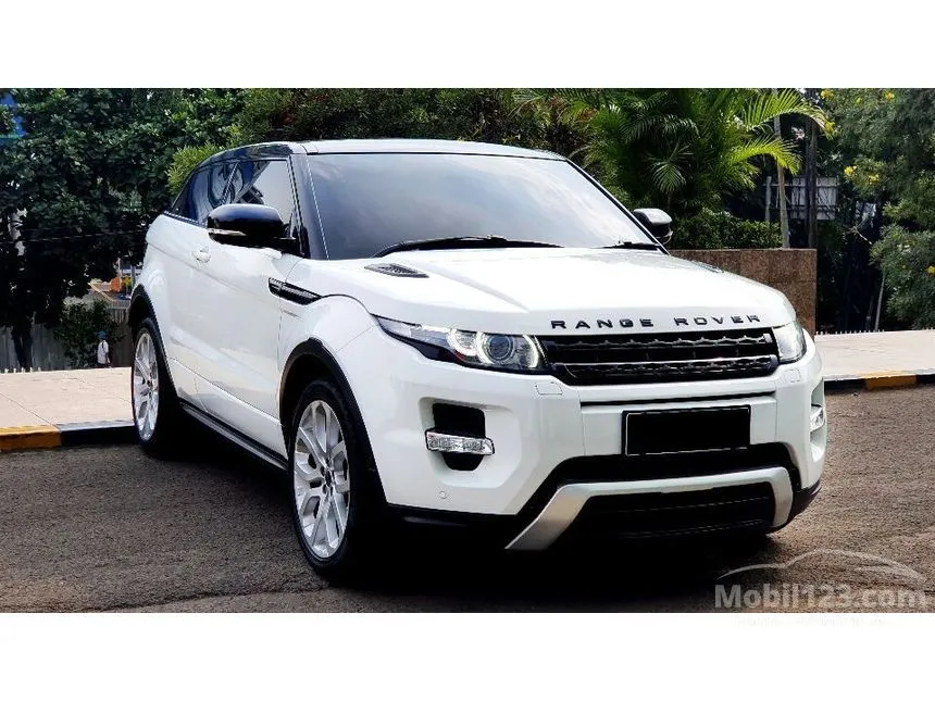 Jual Mobil Land Rover Range Rover Evoque 2012 Dynamic Luxury Si4 2.0 di DKI Jakarta Automatic Coupe Putih Rp 425.000.000