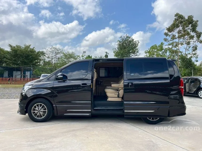 2019 Hyundai H-1 Deluxe Van