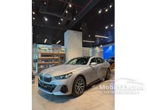 2025 BMW 520i 2.0 M Sport Sedan