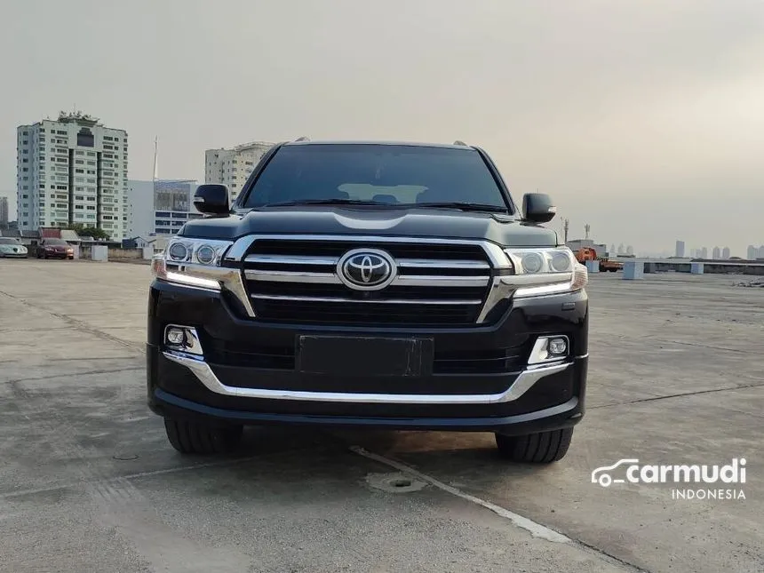 2019 Toyota Land Cruiser VX-R SUV