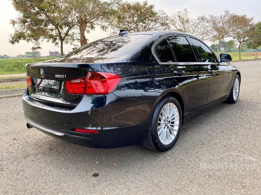Bmw 320i 2013
