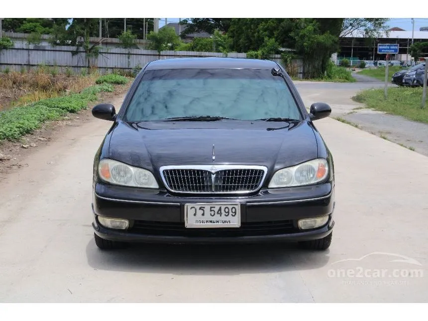 2003 Nissan CEFIRO Executive Sedan
