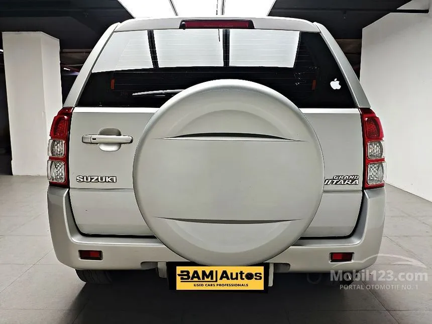 2011 Suzuki Grand Vitara SUV
